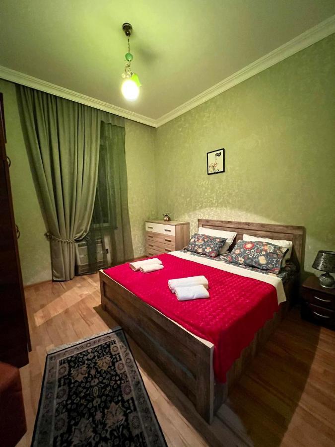 Sisi Guest House Kutaisi Exterior foto